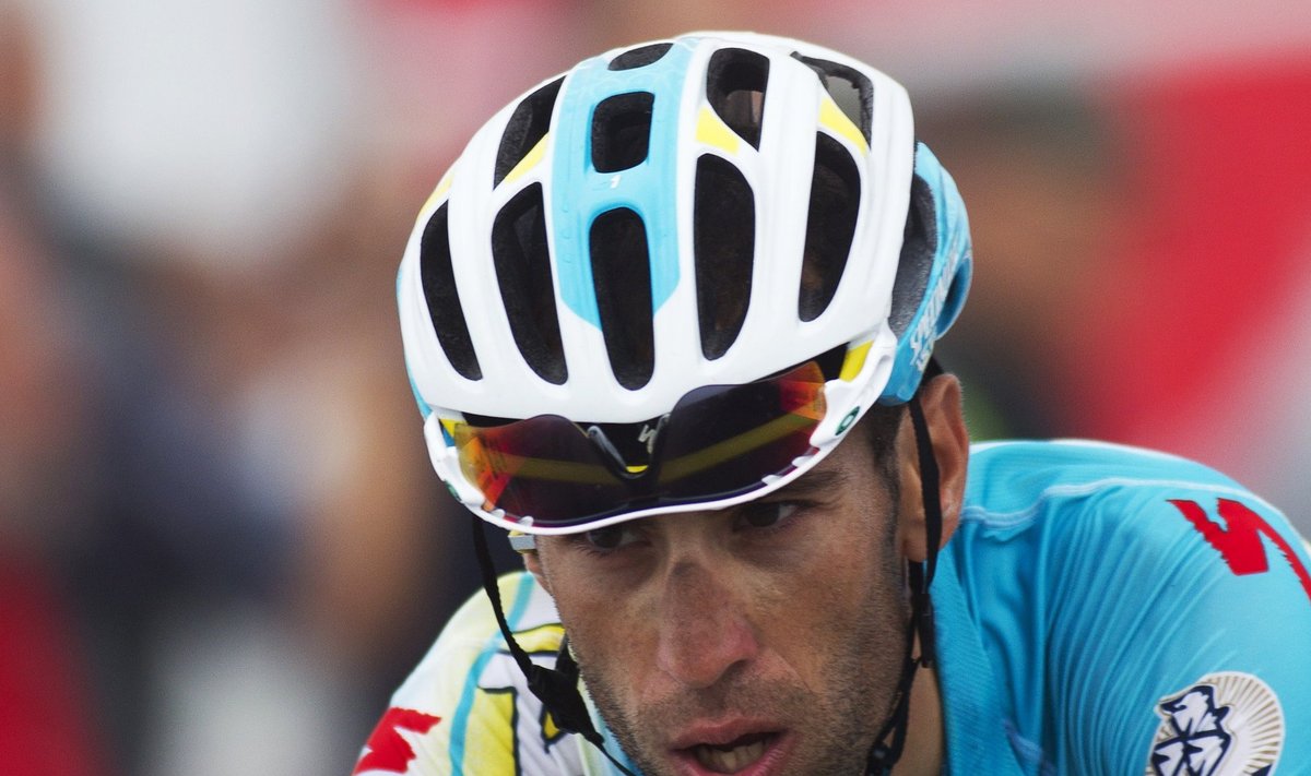 Vincenzo Nibali hooaja lõpp kiskus kiiva, jalgratas