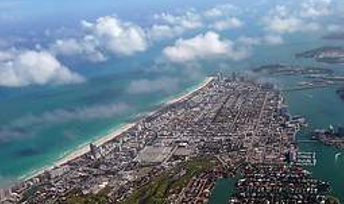 SOUTH BEACH KUTSUB: Ameerika tuntuim rand ja selle tagune elurajoon linnulennult. Leonardo.com