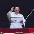 Paavst Franciscus läks jämesoolehaiguse pärast noa alla