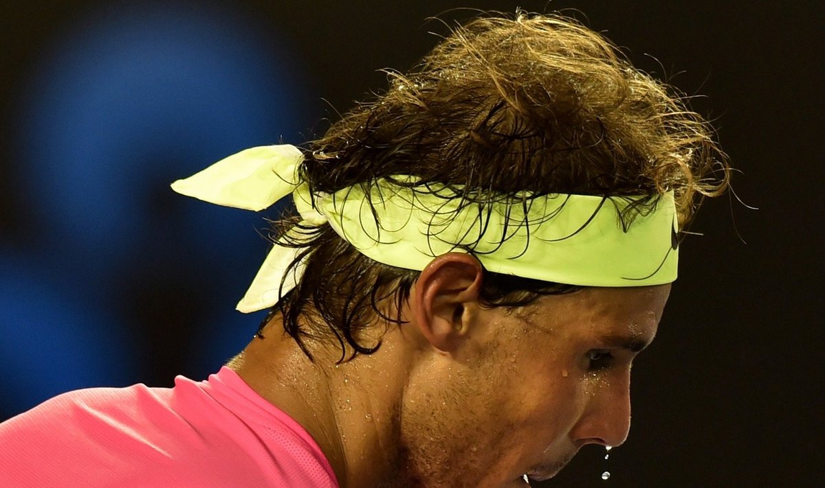 Rafael Nadal oli Australian Openi teises ringis raskustes