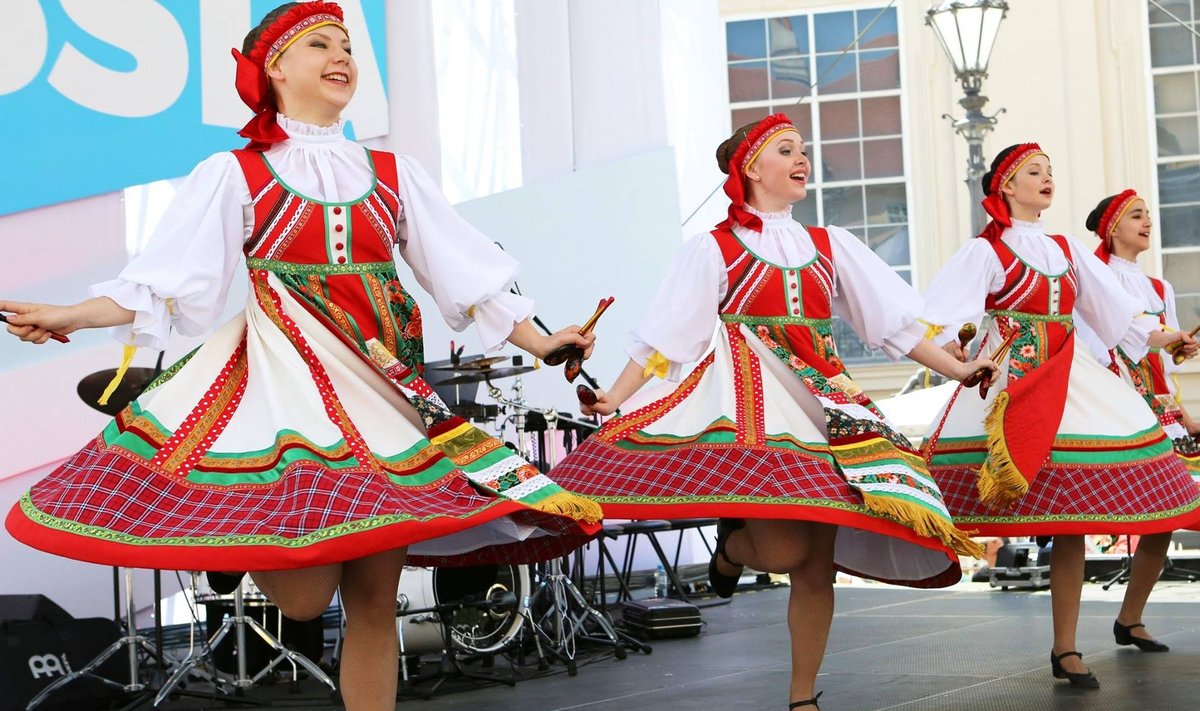 Feel Russia festivalil esineb ka rahvatantsuansambel Kalinka.