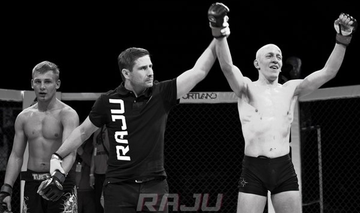 Jüri Jõgiste (paremal) nokautis eelmisel Rajul oma vastase teises raundis; foto: MMA Eesti