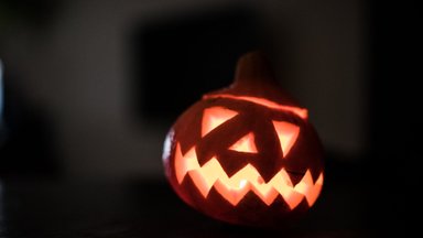 VIDEOREPORTAAŽ | Buuu! Kas sinu pere peab Halloweeni? Vaata, kuidas teevad seda Mariel ja Teele