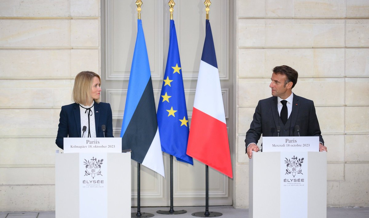 Peaminister Kaja Kallas Prantsusmaa presidendi Emmanuel Macroniga. Foto tehtud 18. oktoobril 2023 Pariisis.