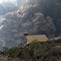 Как просыпается смертоносный вулкан на Суматре